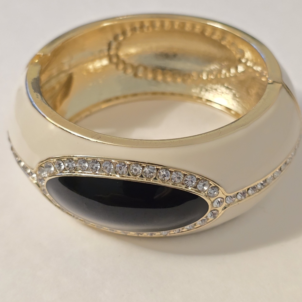 3/$50 vintage 80s 90s Enamel rhinestone cuff clamp bangle bracelet